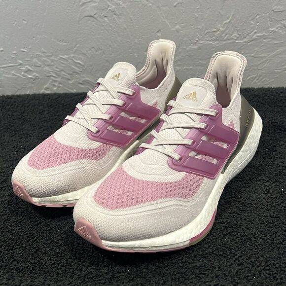 🔥 ADIDAS  UltraBoost 21 Ice Purple Women's Athletic Shoes Size 7 - EXCELLENT - Picture 3 of 15